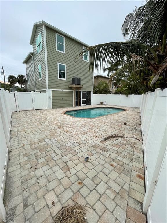 235 Miramar ST-1