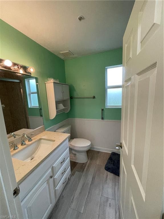 235 Miramar ST-11
