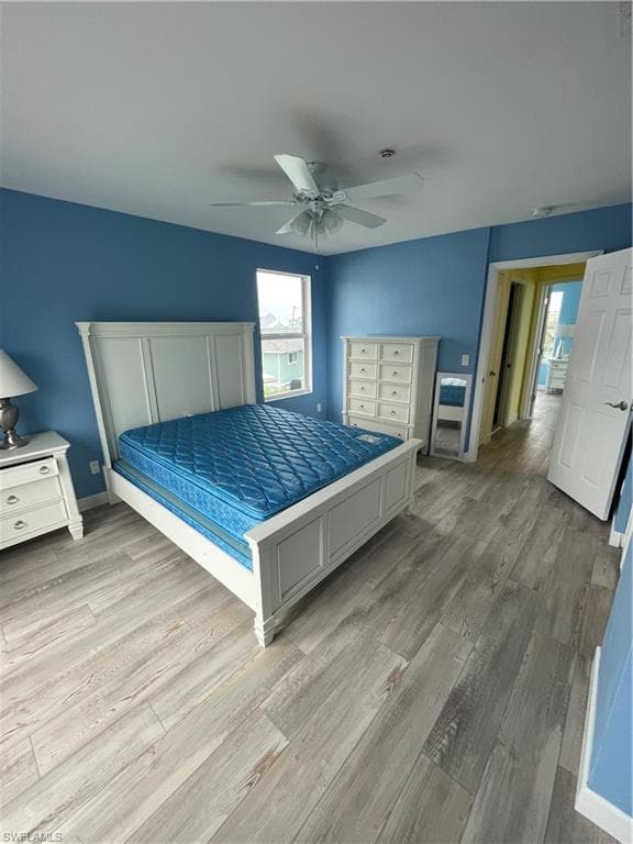 235 Miramar ST-14