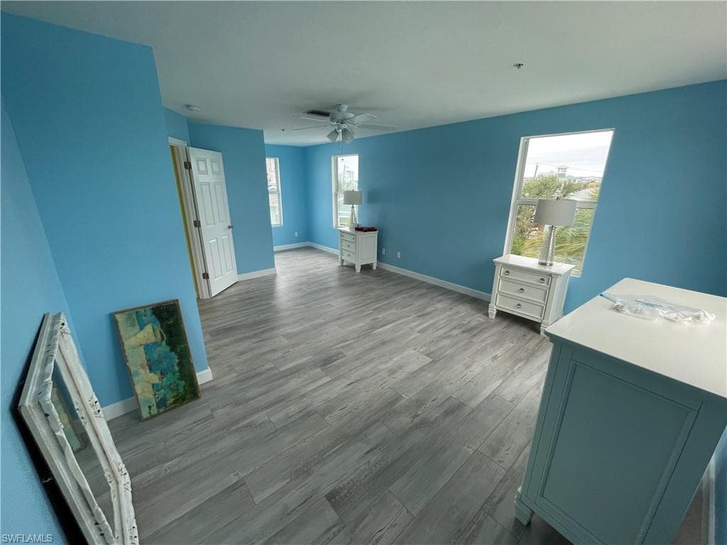 235 Miramar ST-10