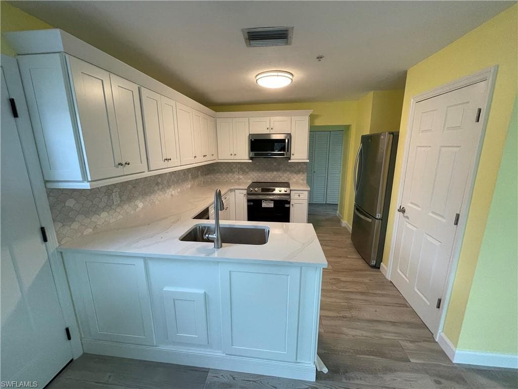 235 Miramar ST-3