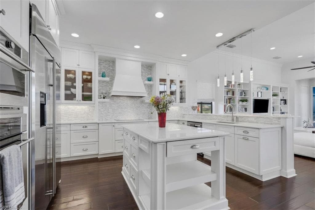 3323 Atlantic CIR-8