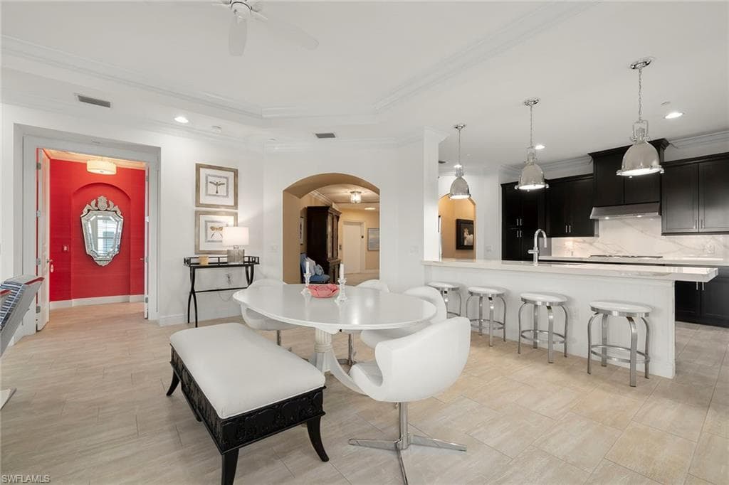 4731 Via Del Corso LN 202-4
