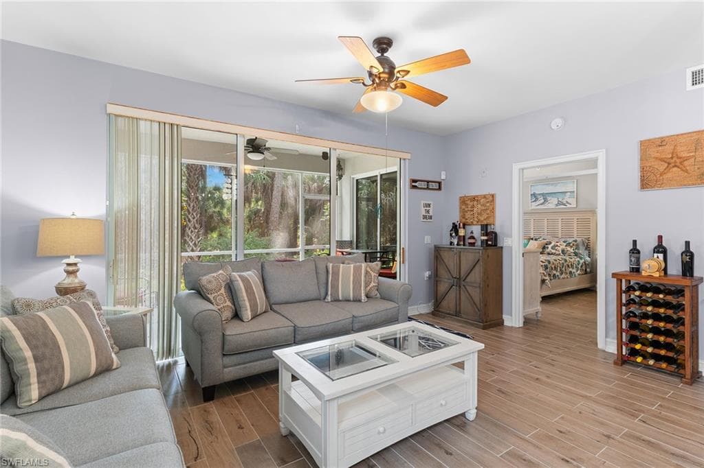 1882 Tarpon Bay DR S 101-1