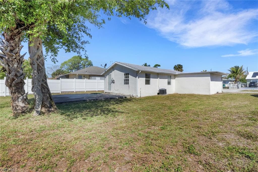5326 Dixie DR-22