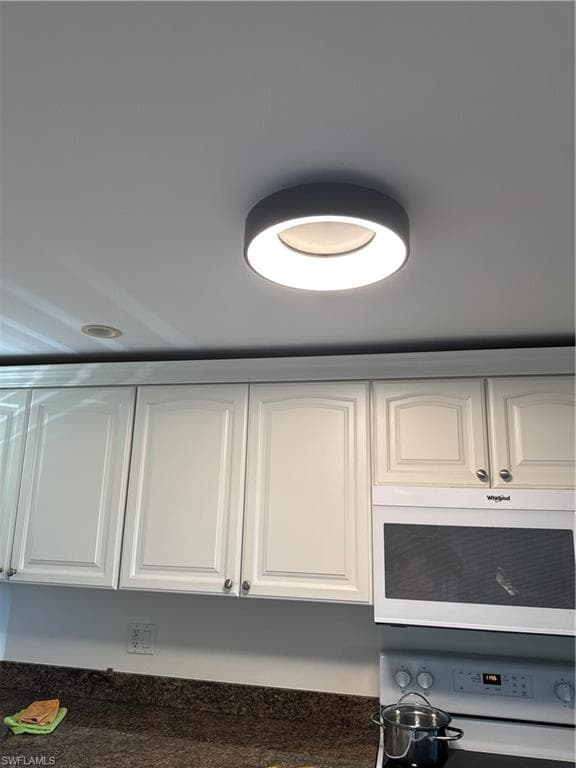 37 High Point CIR E 307-23