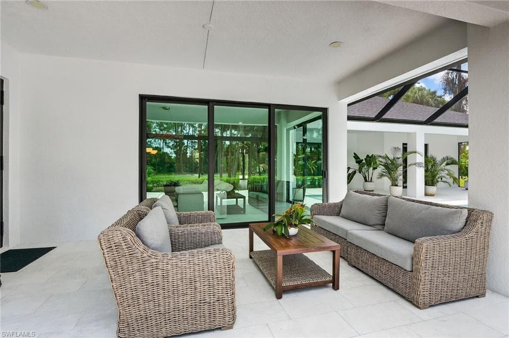 443 Weber BLVD S-42