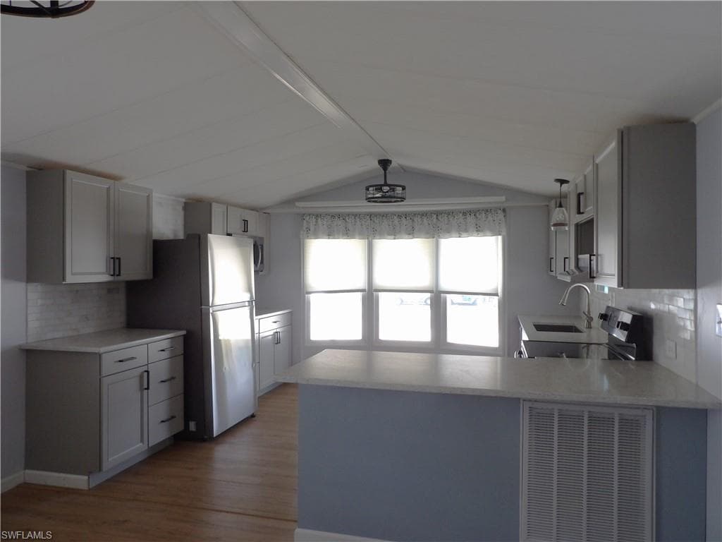 113 Lantern LN-5