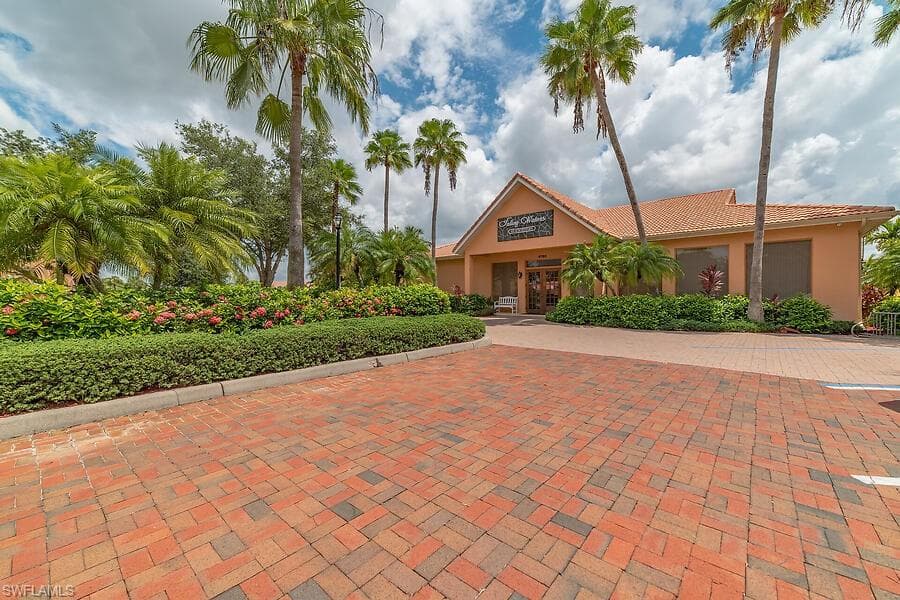6730 Beach Resort DR 16-28