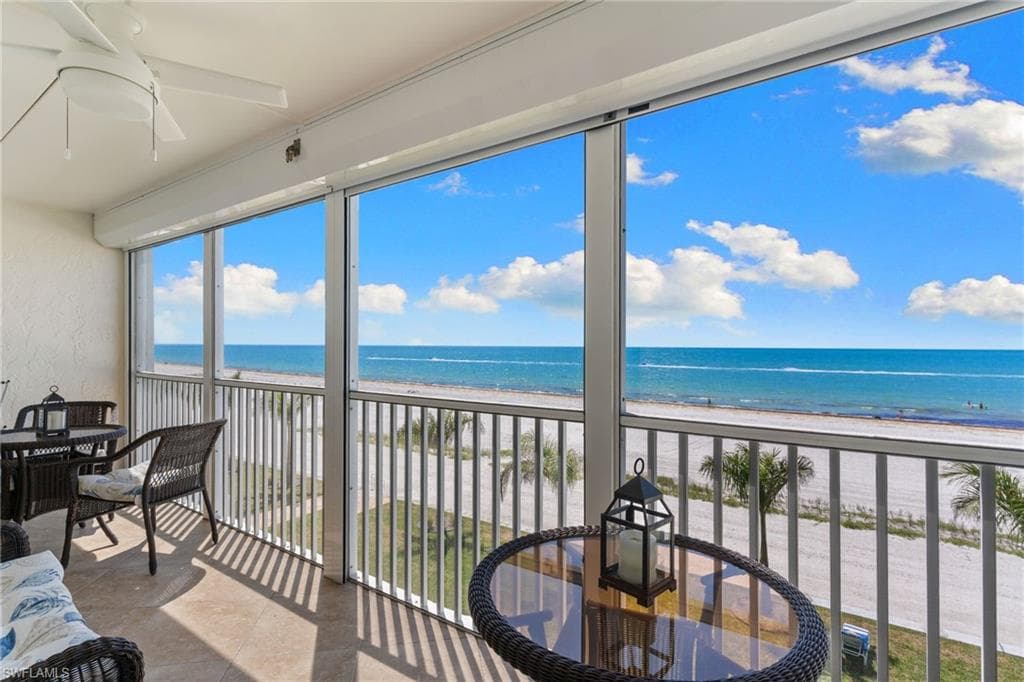 5000 ESTERO BLVD 305-2