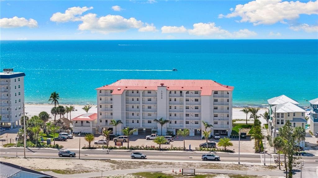 5000 ESTERO BLVD 305-35
