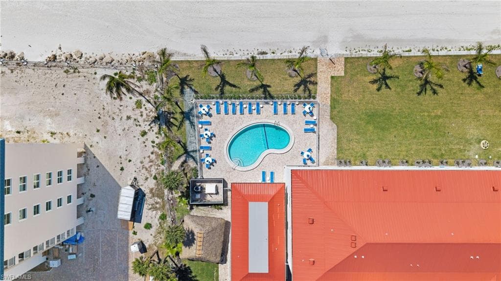 5000 ESTERO BLVD 305-29