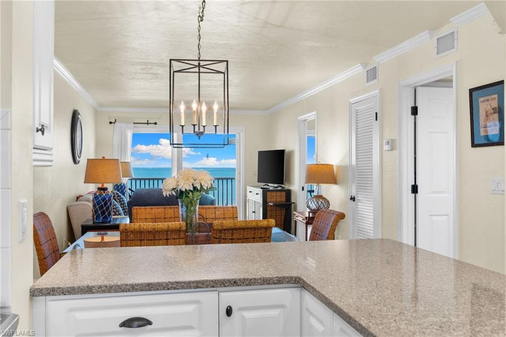 5000 ESTERO BLVD 305-9