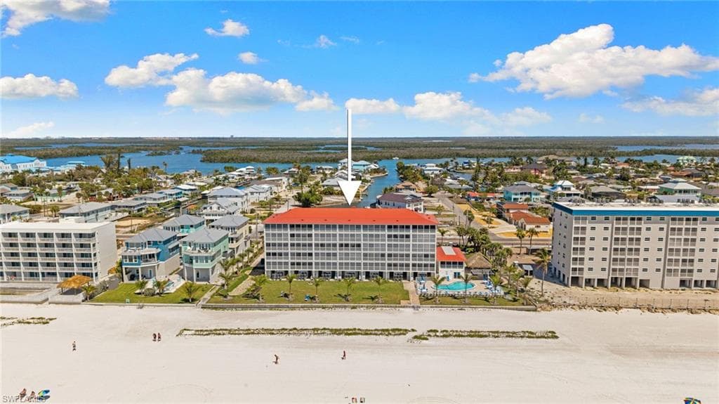 5000 ESTERO BLVD 305-32