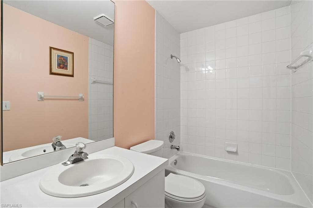 5785 Trailwinds DR 222-18
