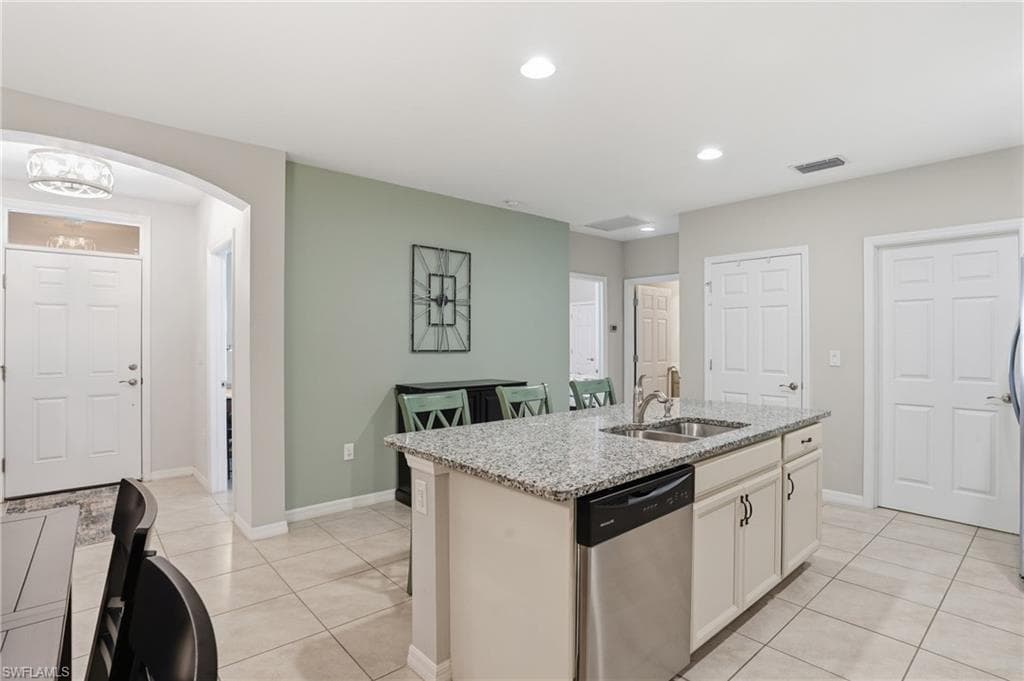 4262 Dutchess Park RD-12