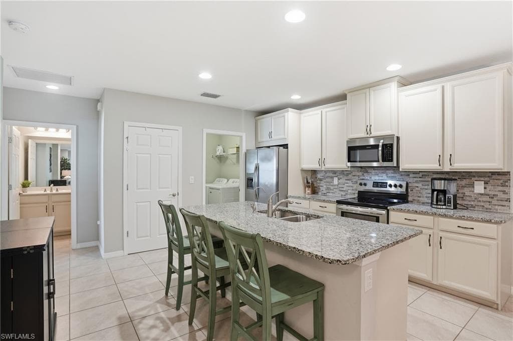 4262 Dutchess Park RD-11