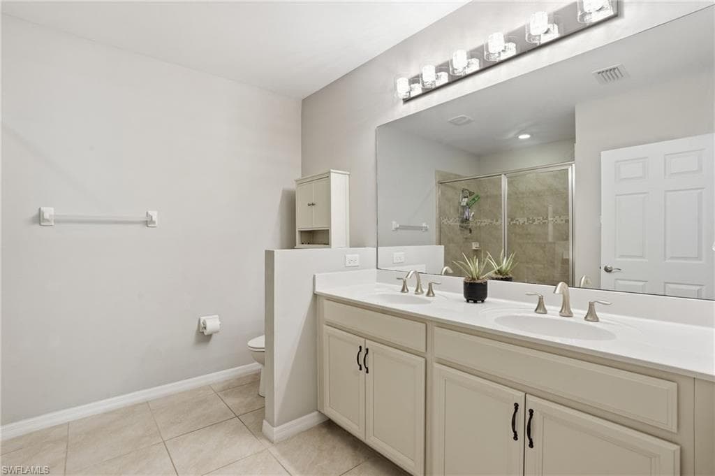 4262 Dutchess Park RD-20