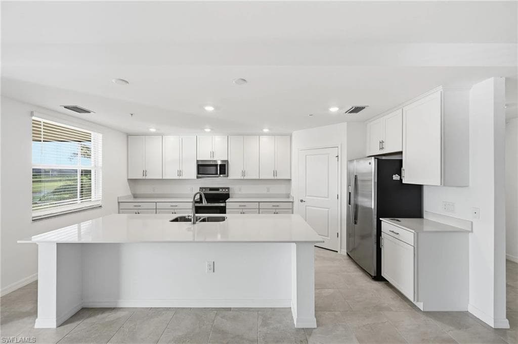 5609 Newcastle CT 5411-5