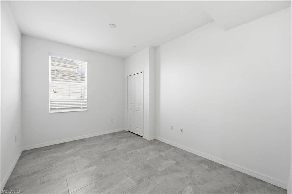 5609 Newcastle CT 5411-8