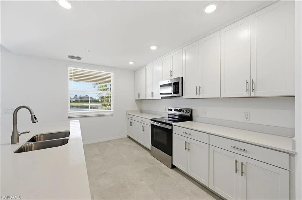 5609 Newcastle CT 5411-7