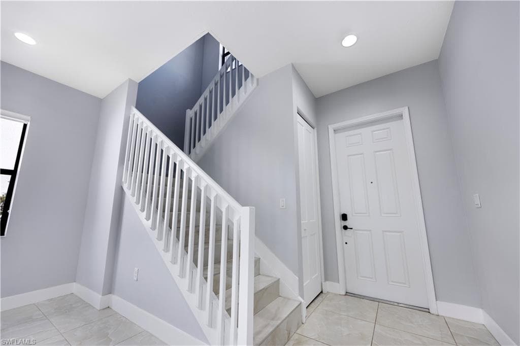 9045 Madrid CIR-8