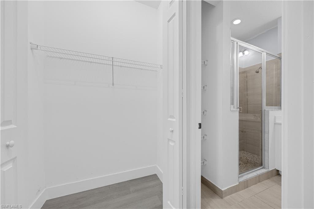 9045 Madrid CIR-30