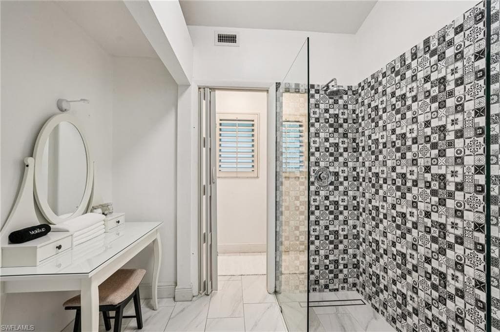 4439 Rosea CT-18