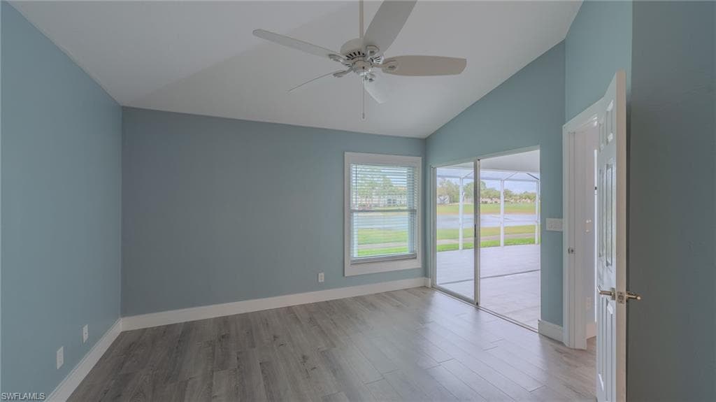 20978 Country Barn DR-11