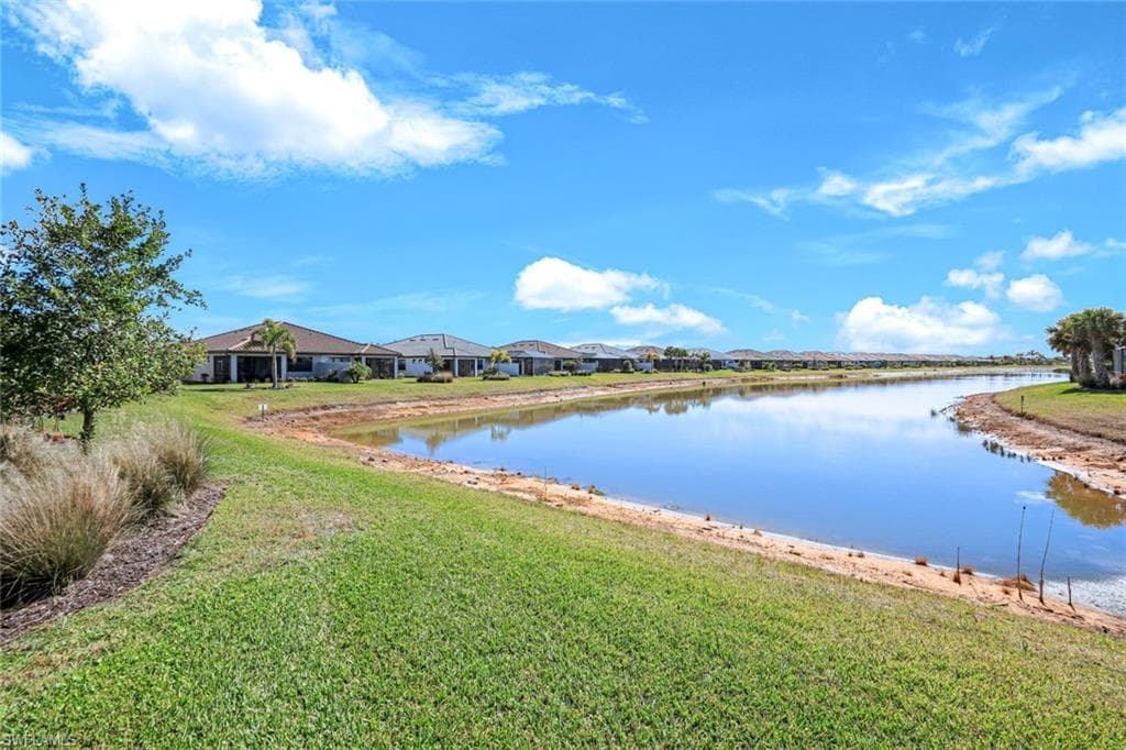 12201 Canal Grande DR-32