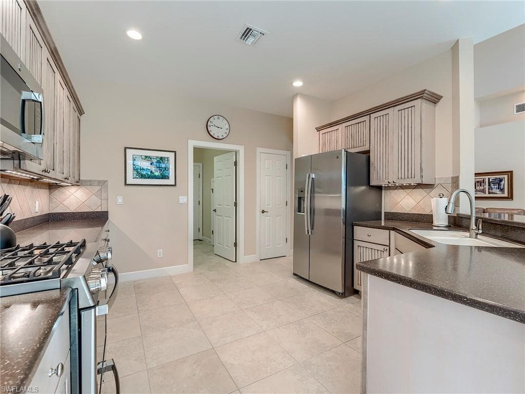 21780 Longleaf Trail Drive-16