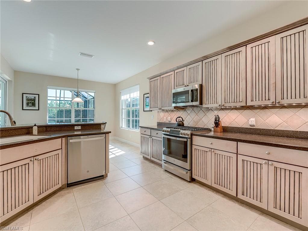 21780 Longleaf Trail Drive-13