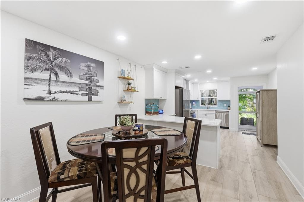 1220 SE 40th ST 8-11