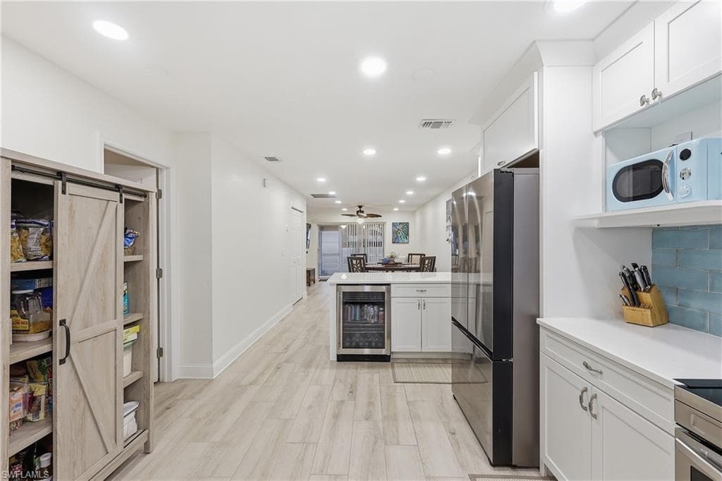 1220 SE 40th ST 8-7