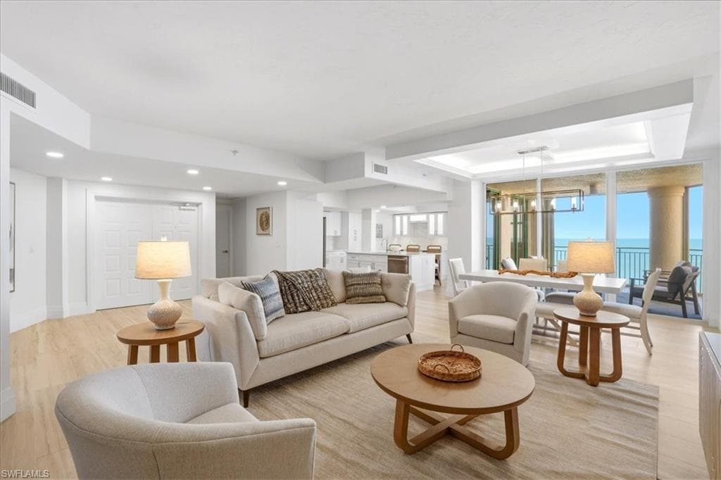 980 Cape Marco DR 706-0