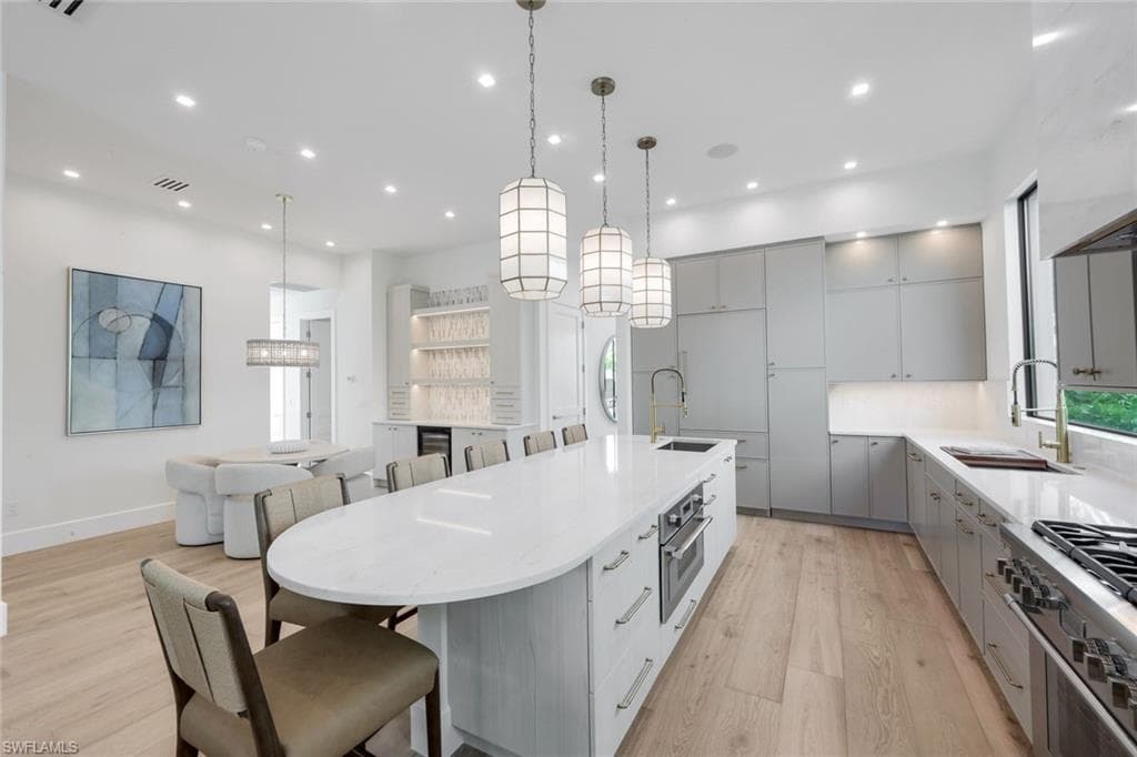 513 92nd AVE N-12