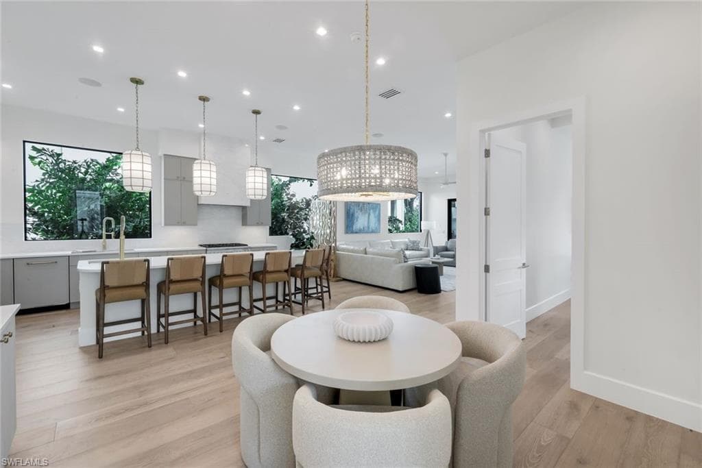513 92nd AVE N-15