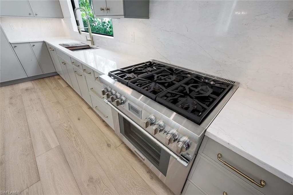 513 92nd AVE N-13