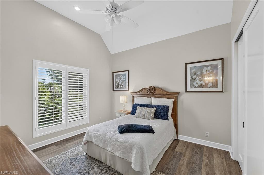 13672 Pine Villa LN-47