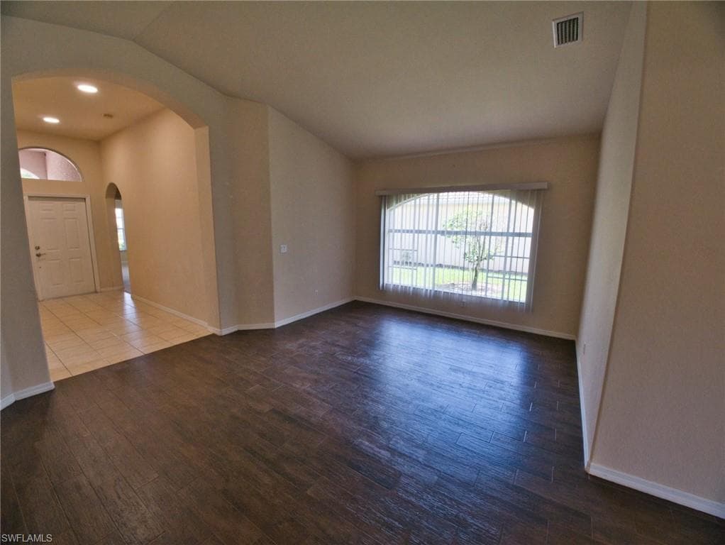 9071 Astonia WAY-12