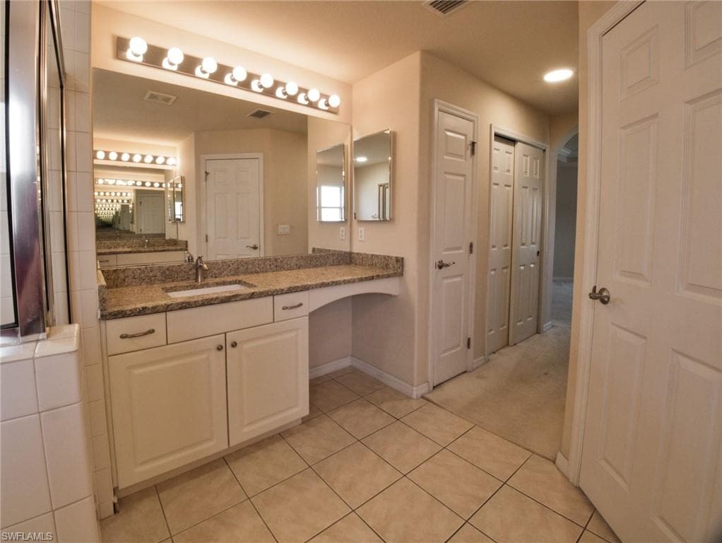 9071 Astonia WAY-16