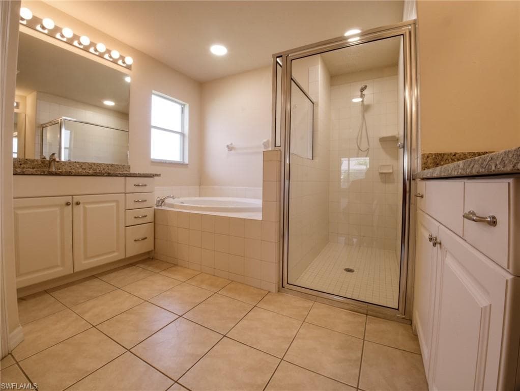 9071 Astonia WAY-17