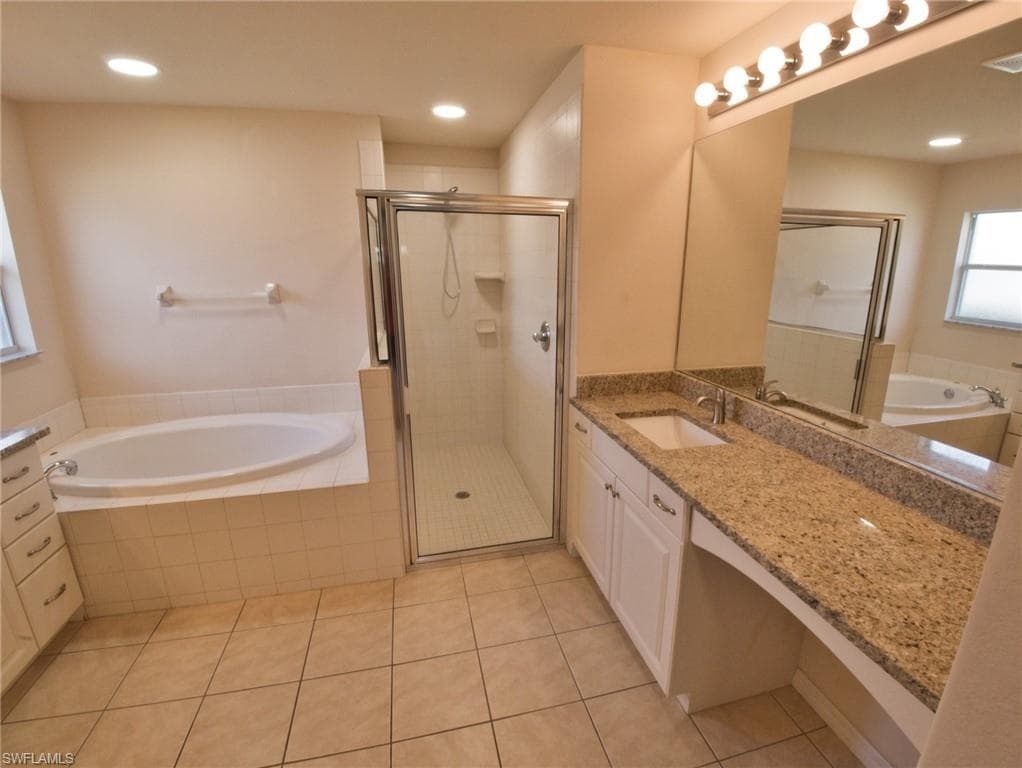 9071 Astonia WAY-18