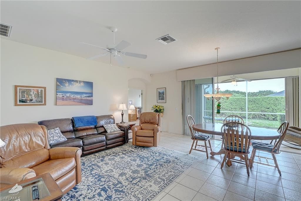 1813 Emerald Cove DR-11