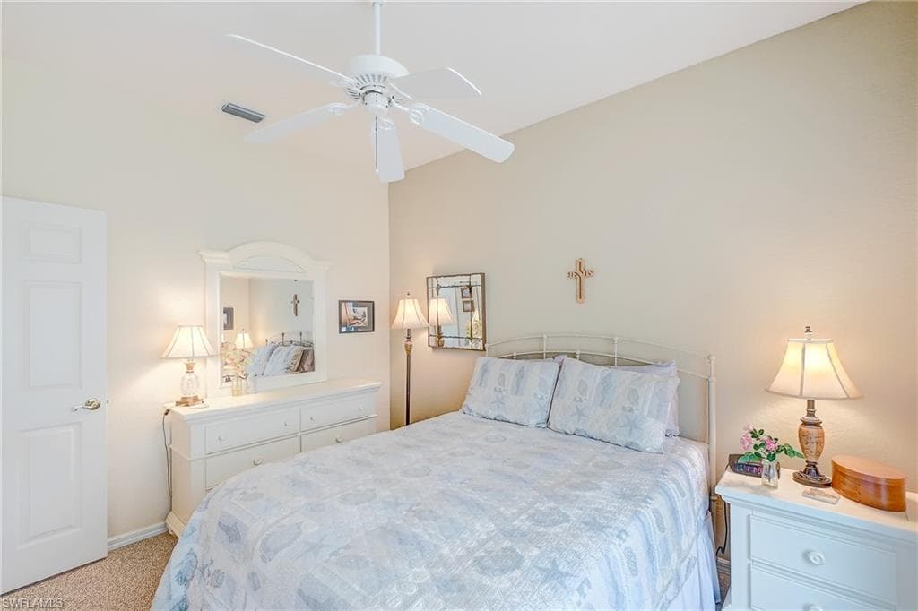 1813 Emerald Cove DR-25
