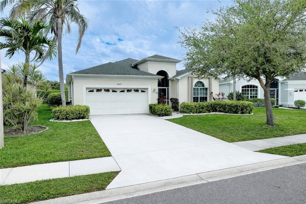 1813 Emerald Cove DR-4