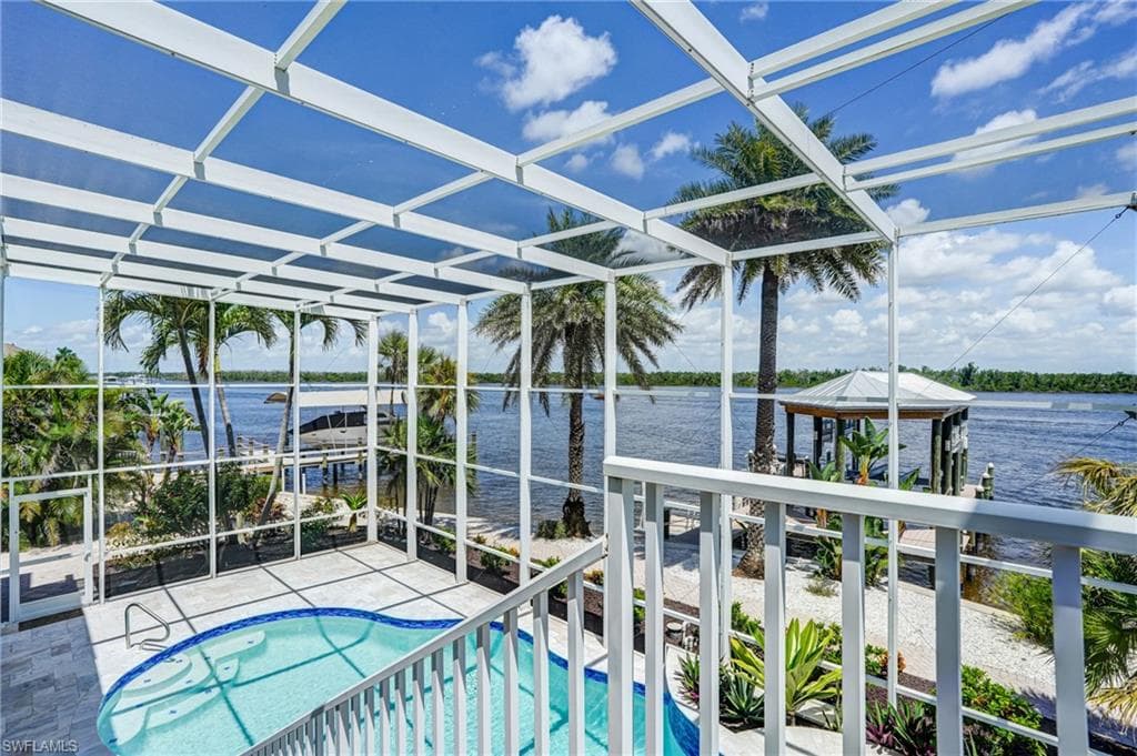 5640 Williams DR-45