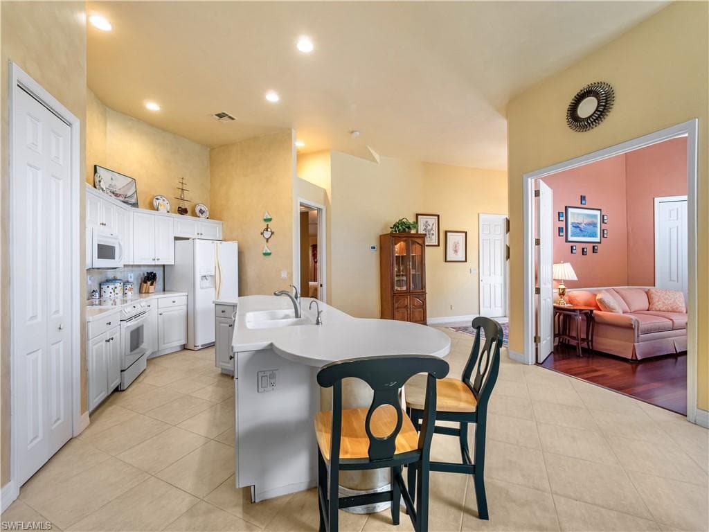 15220 Cape Sable LN-16