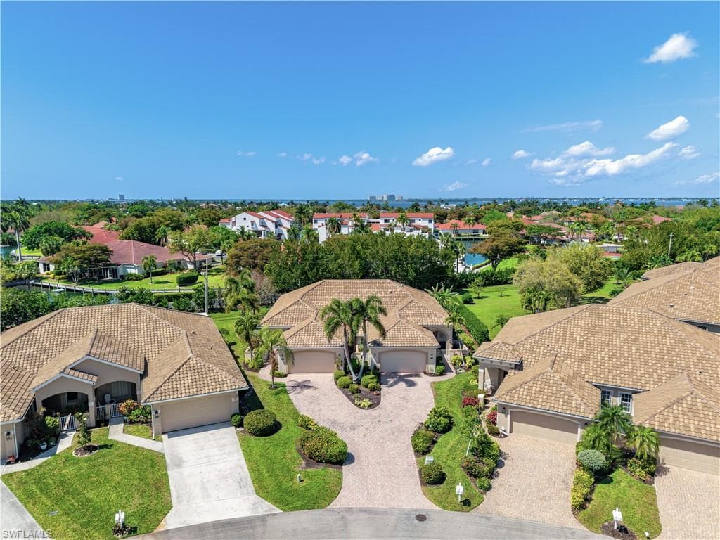 15220 Cape Sable LN-32