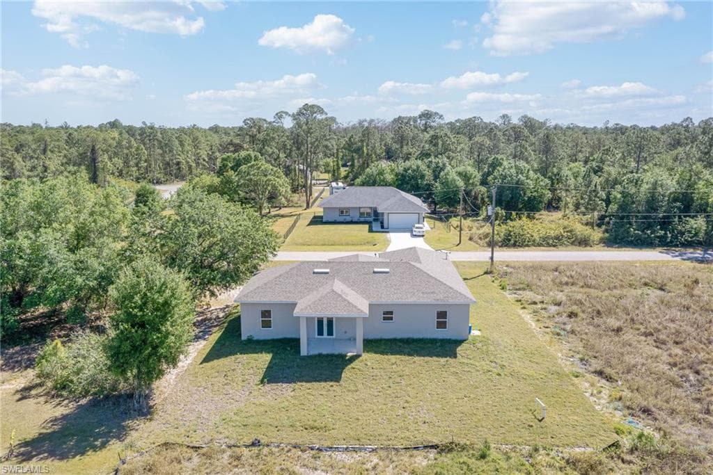 2023 Robert AVE-20